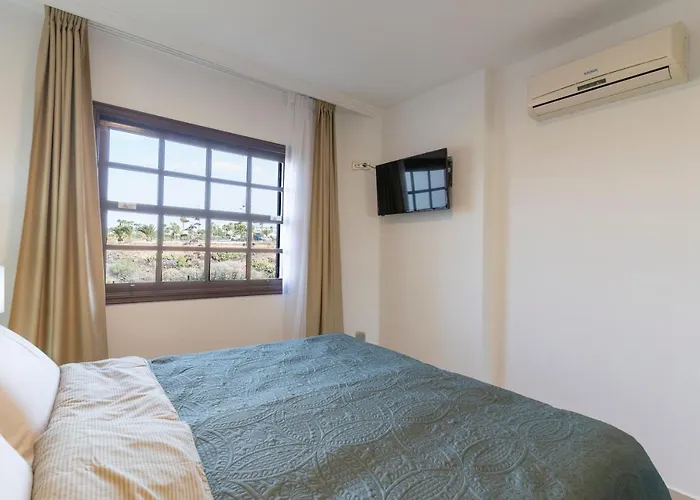 Oceanfront Tenerife South Albatros 145